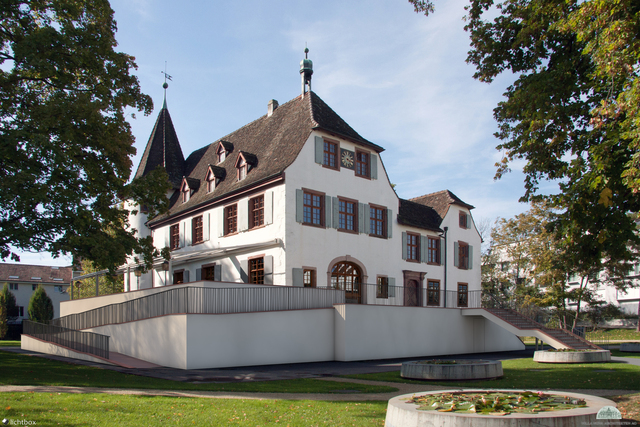 Schloss Binningen Seite